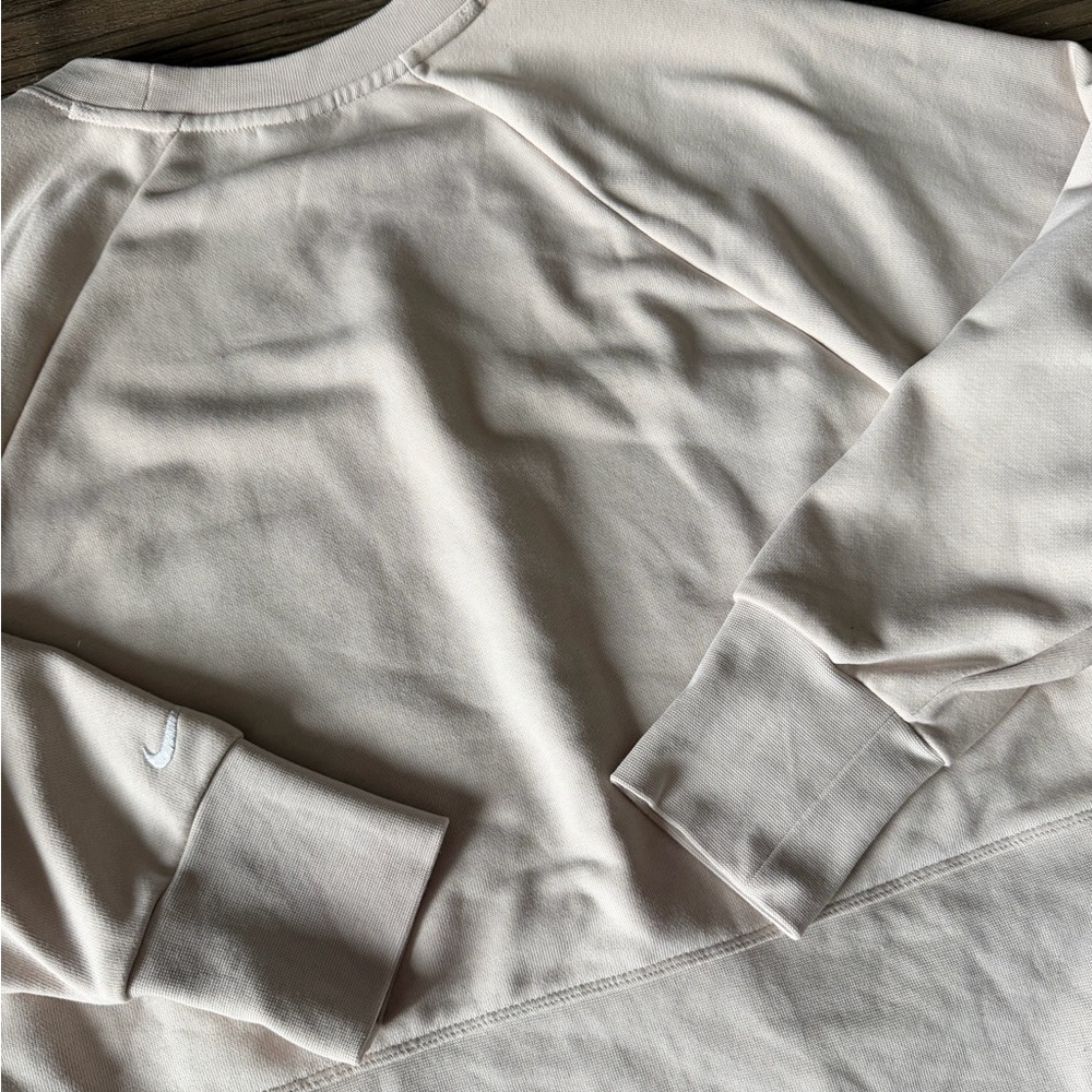 Nike Cream Long Sleeve - Picture 5 of 9
